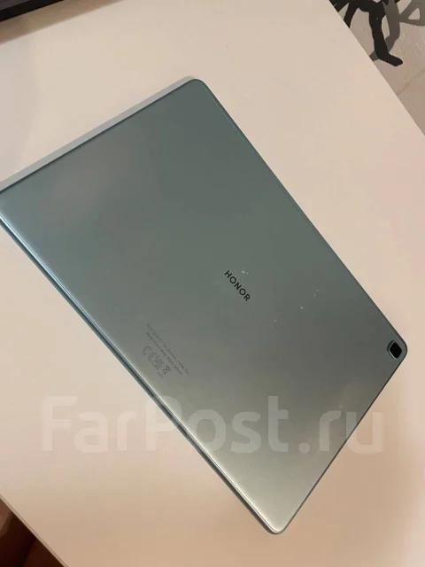 Honor Pad X8. ������ 32 �� ����