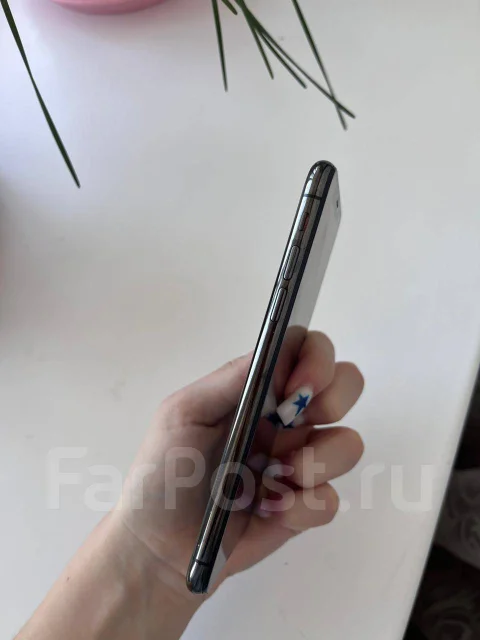 Apple iPhone X. �/�, 64 ��, 3G, 4G LTE, ���������� ����