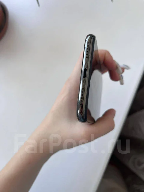 Apple iPhone X. �/�, 64 ��, 3G, 4G LTE, ���������� ����
