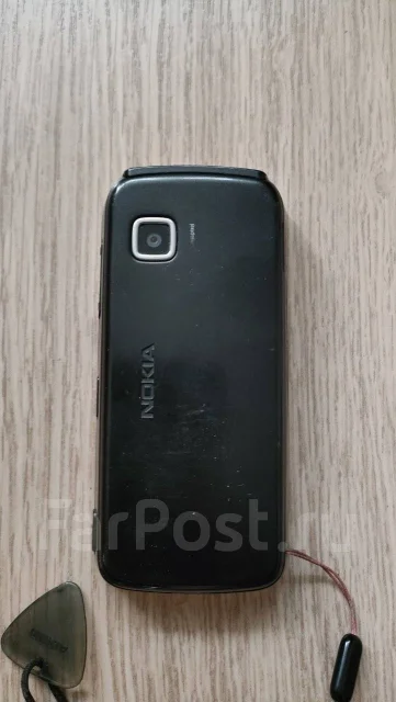 Nokia 5230. �/�, �� 8 ��, ������ ����