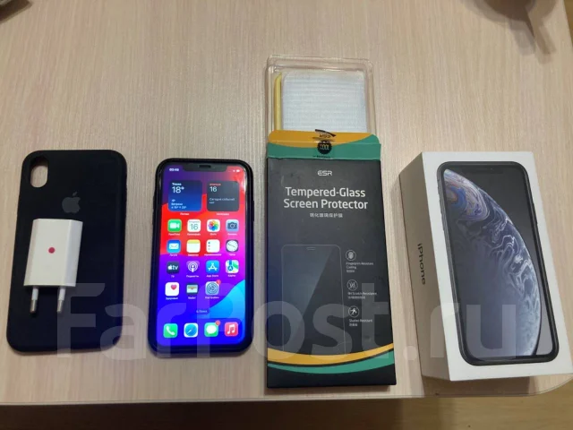 Apple iPhone Xr. �/�, 128 ��, ������, 3G, 4G LTE, ����������, NFC ����