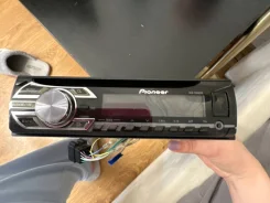 Pioneer DEH-1500UBG ����