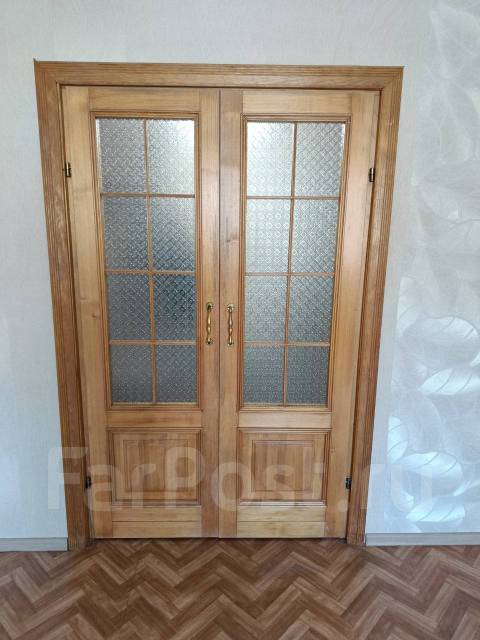 Двери межкомнатные (дерево), б/у, в наличии. Цена: 1 000₽ в Находке