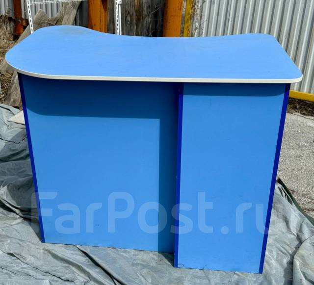 Ресепшн, б/у, в наличии. Цена: 10 000? во Владивостоке