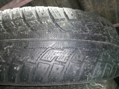 Kumho I'Zen RV Stud KC16