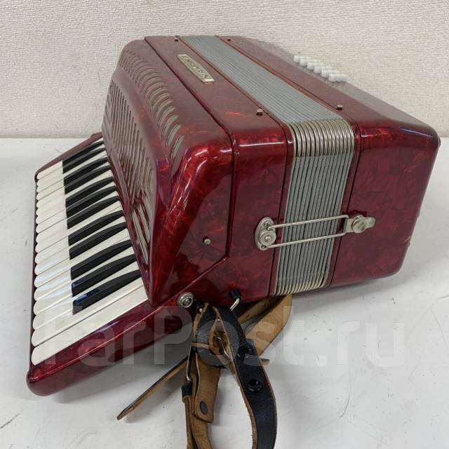Аккордеон Yamaha, б/у, в наличии. Цена: 18 500₽ во Владивостоке