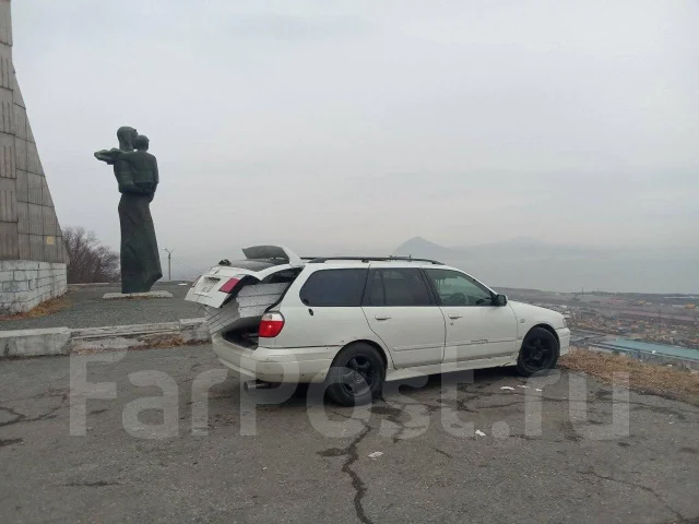 Nissan Primera Camino ����