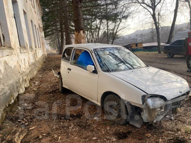 Toyota Starlet ����