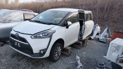 Toyota Sienta. NCP175G, 1NZFE ����