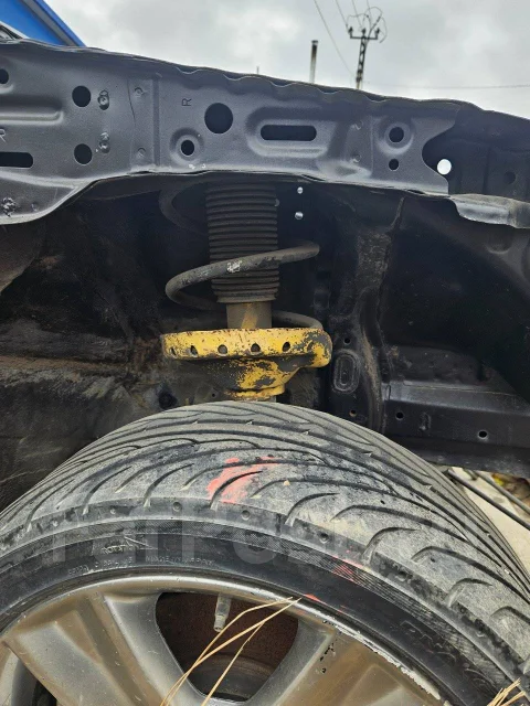 Subaru Legacy B4. BL ����