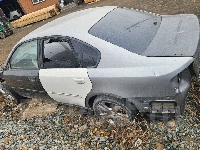 Subaru Legacy B4. BL ����