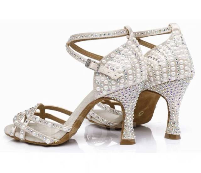 Туфли для бальных танцев украшенные камнями / латина /социальные танцы ...
