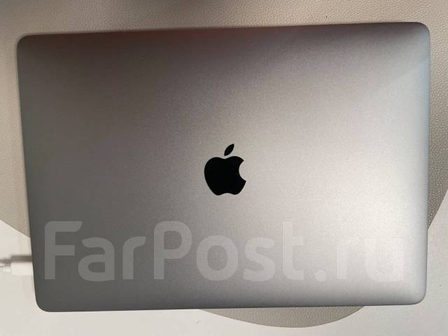 MacBook Pro 13 2020 i5 16g 512 ssd 13.5
