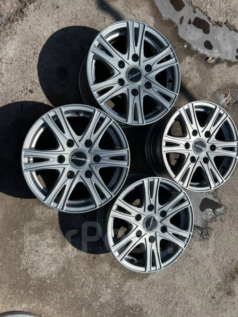 Hot Stuff Exceeder. 6.0x15", 6x139.7, ET33 ����