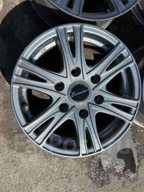 Hot Stuff Exceeder. 6.0x15", 6x139.7, ET33 ����
