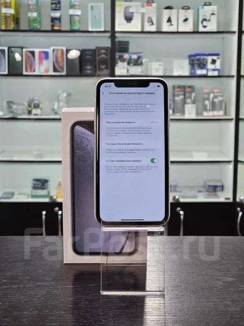 Apple iPhone Xr. �����, 128 ��, ����� ����