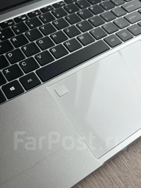 Xiaomi. 16", 3,4����, ��� 16 ��, ���� 256���, WiFi: 1, Bluetooth: 1, ����������� �� 7��. ����