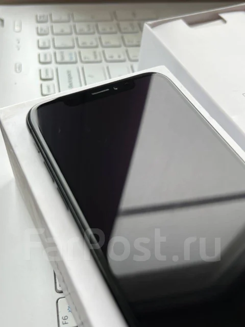 Apple iPhone X. �/�, 64 ��, ������ ����