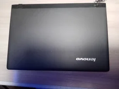 Lenovo. 15.6", ��� 8 ��, ���� 194���, WiFi: 1, Bluetooth: 1, ����������� �� 7��. ����