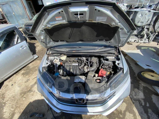 Honda Shuttle. GP7, LEB ����