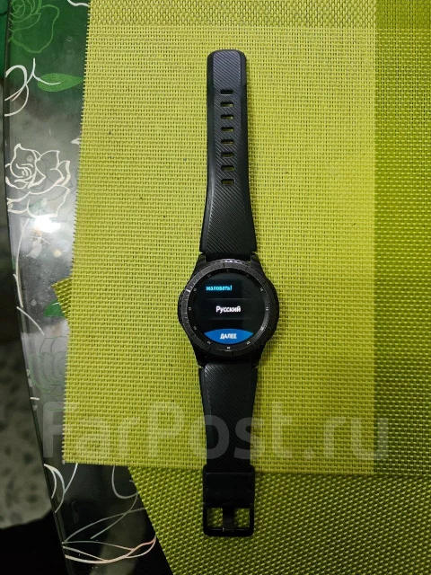 Samsung. GPS, NFC, IP67 ����