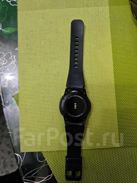 Samsung. GPS, NFC, IP67 ����