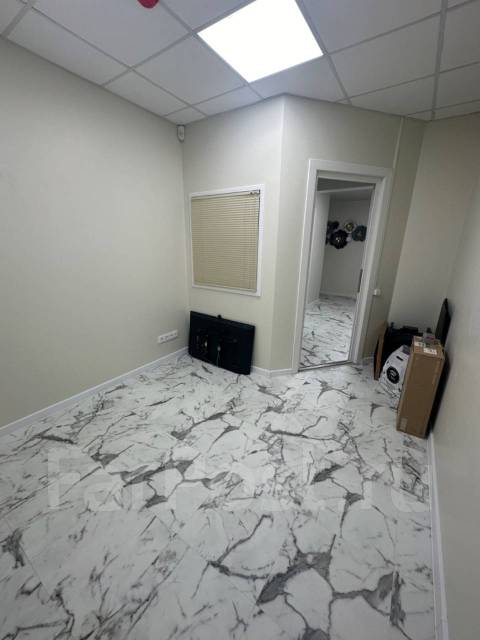 Аренда кабинета в салоне красоты, 11,0 кв. м. все помещение в месяц, от ...