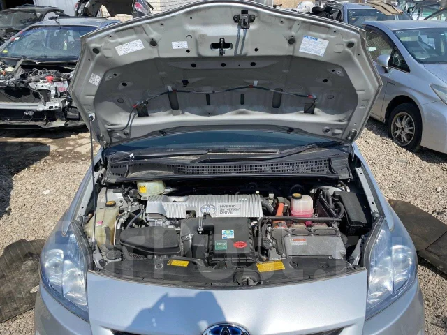 Toyota Prius. ZVW30, 2ZRFXE ����