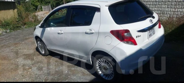 Toyota Vitz. �������, 4wd, 1.3 (90��.�.), ������, 150 000����. �� ����