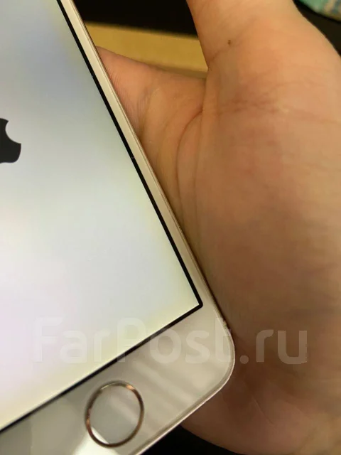 Apple iPhone SE. �/�, 64 ��, �������, 3G, 4G LTE, NFC ����
