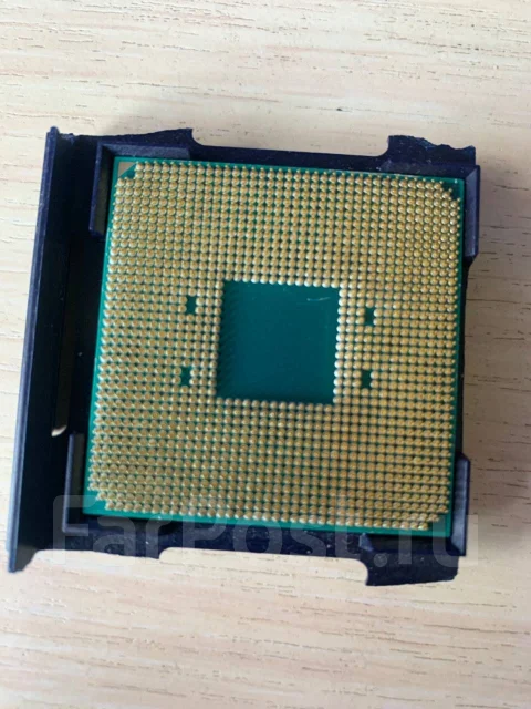 AMD Ryzen 7 1700 ����