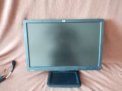 HP. 19", ���������� �� (LCD, LED, QLED) ����
