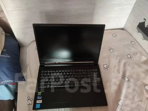 Hasee. 15.6", 2,5����, ��� 16 ��, ���� 512���, WiFi: 1, Bluetooth: 1, ����������� �� 4��. ��� ����� �� ��� ����