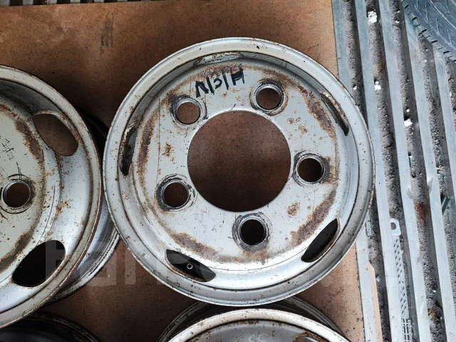 Toyota. x15" ����