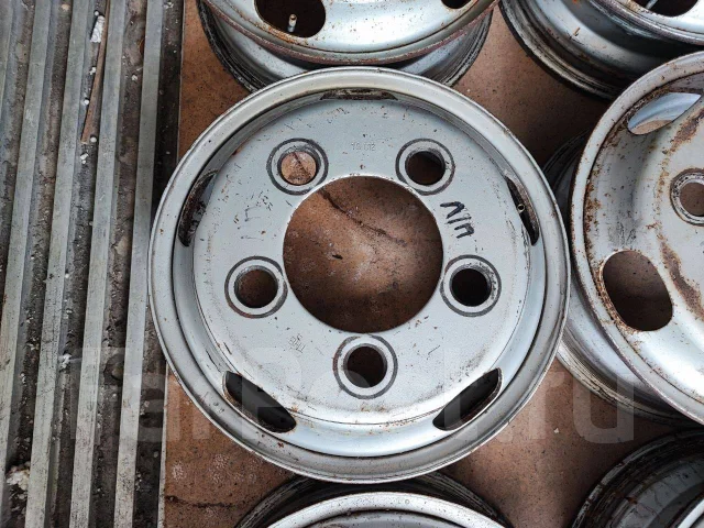 Toyota. x15" ����