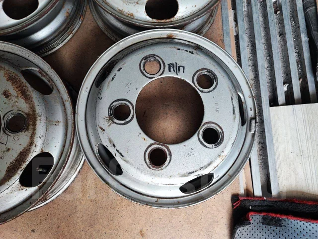 Toyota. x15" ����
