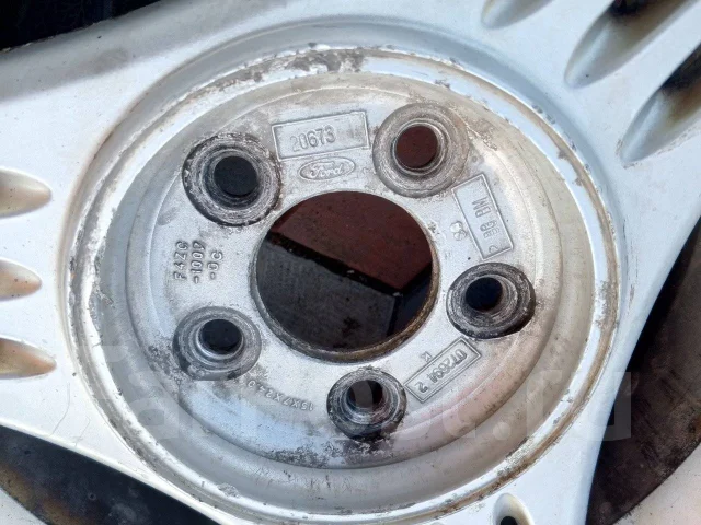 Ford. 7.0x15", 5x114.3, ET24, �� 63,4���. ����