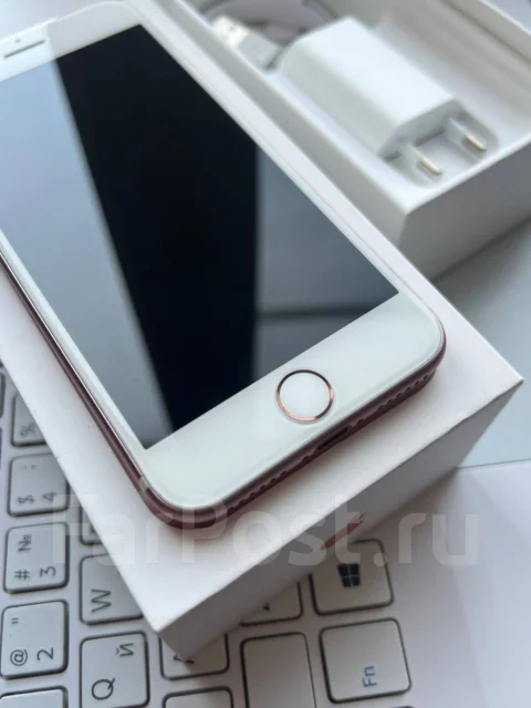 Apple iPhone 7. �/�, 32 ��, ������� ����