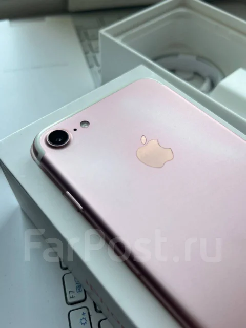Apple iPhone 7. �/�, 32 ��, ������� ����