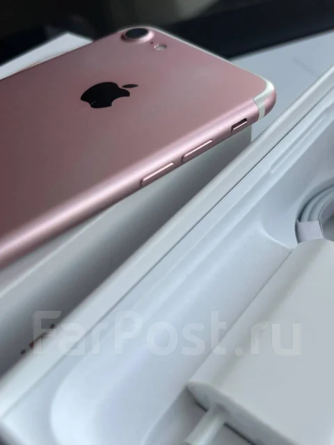 Apple iPhone 7. �/�, 32 ��, ������� ����