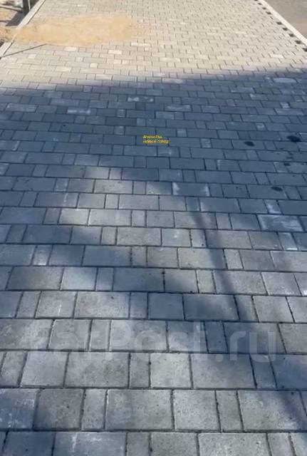 Укладка брусчатки, тротуарной плитки, установка бордюра от ...