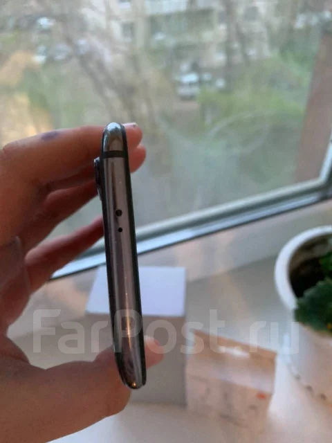 Xiaomi Mi9. �/�, 128 ��, ������, 3G, 4G LTE, NFC ����