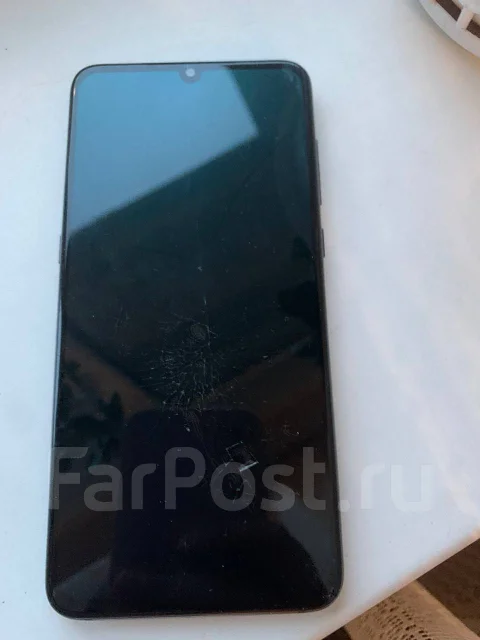Xiaomi Mi9. �/�, 128 ��, ������, 3G, 4G LTE, NFC ����