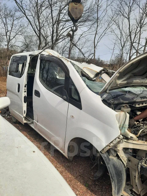 Nissan NV200. VM20 87654, HR16 DE87655 ����