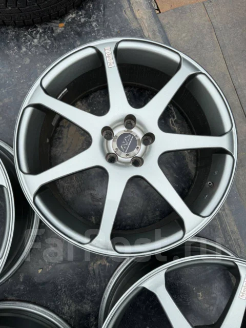 AVS Model 7. 7.5x18", 5x100, ET50 ����