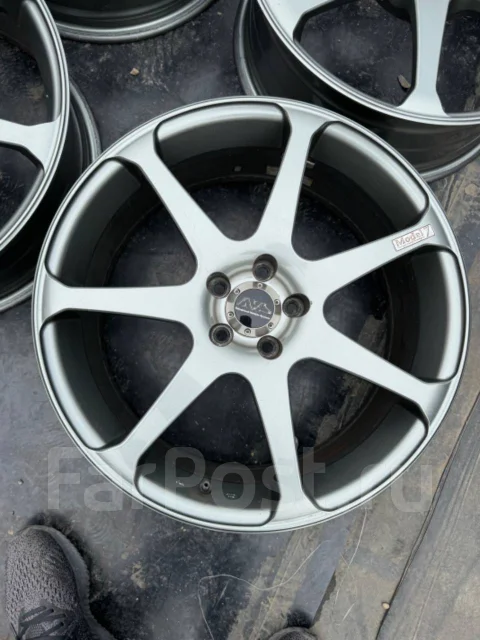 AVS Model 7. 7.5x18", 5x100, ET50 ����