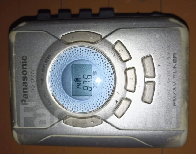 Panasonic RQ-CR07V - Auto Reverse Walkman With Radio Personal