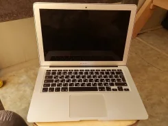 Apple MacBook Air 13 2015 Early. 1,6����, ��� 4 ��, ���� 120��� ����