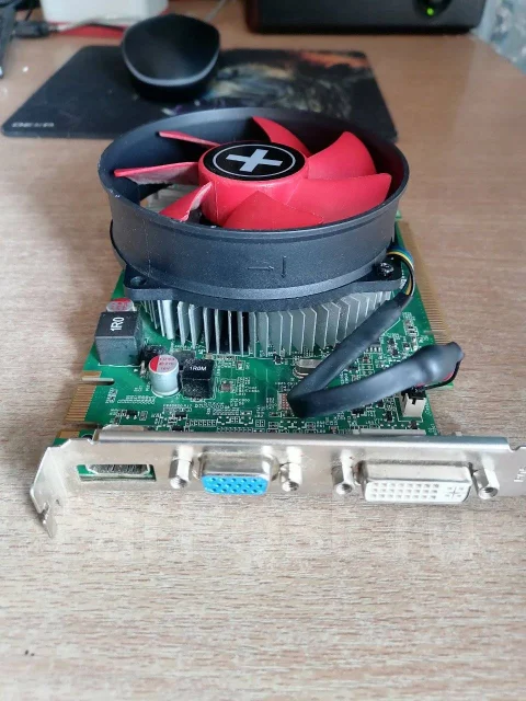 GeForce GTS 450 ����