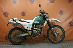 Yamaha TT-R 250 ����